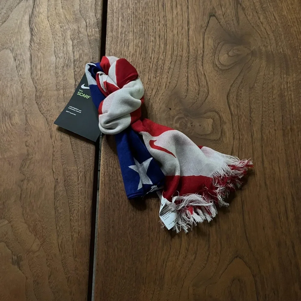 Nike Scarf OSFM Red White‎ Blue USA Flag Lightweight Soft N1001932-987